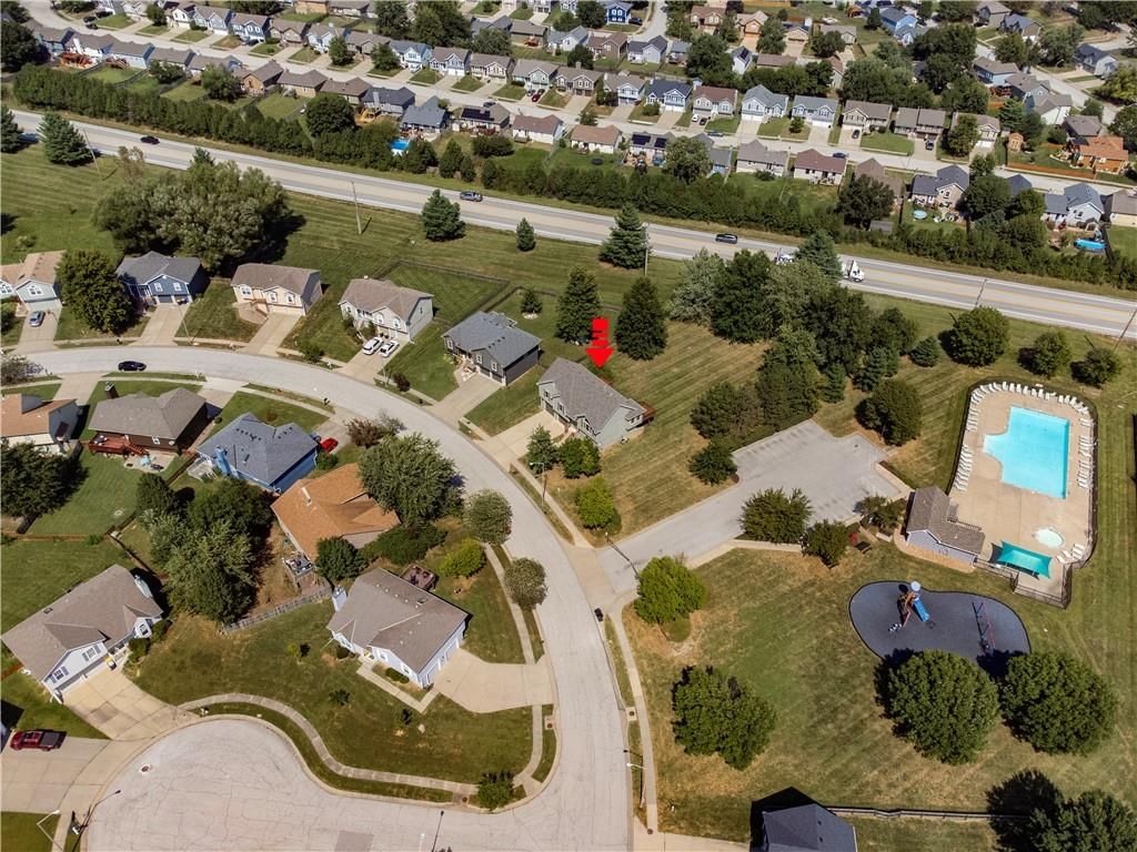 Photo 33 of 37 - 8530 NE 109th Terrace, Kansas City, MO 64157