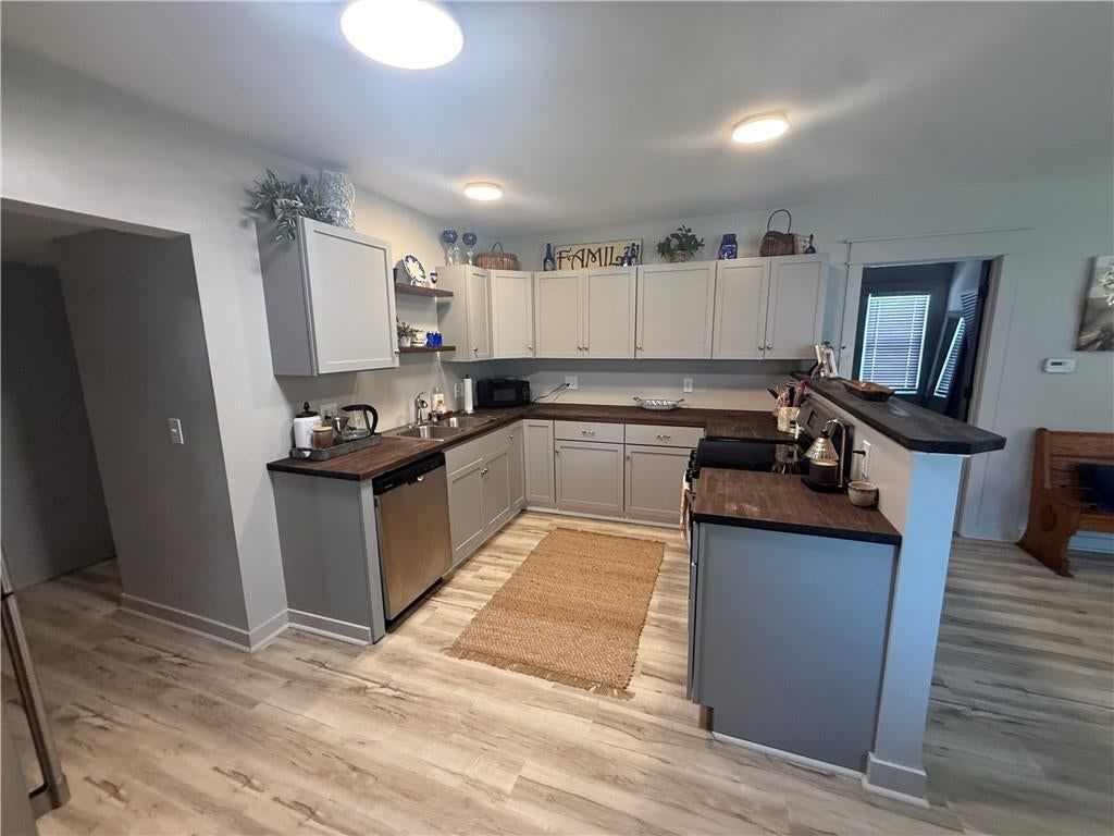 832 S Hickory Street — photo 10