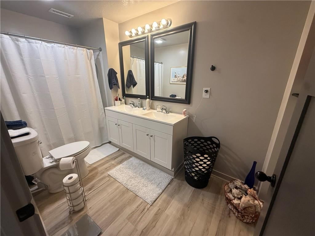 832 S Hickory Street — photo 14