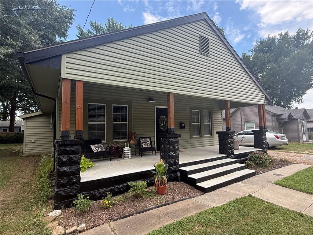832 S Hickory Street — photo 22