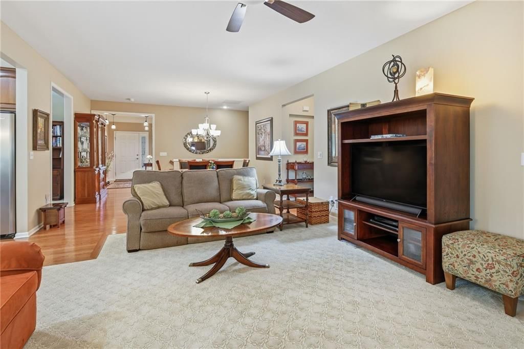 11287 S Chouteau Street — photo 19