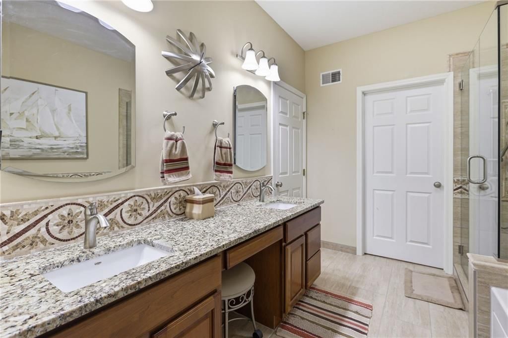 11287 S Chouteau Street — photo 32