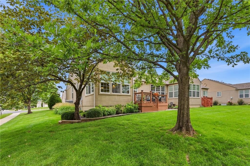 11287 S Chouteau Street — photo 47