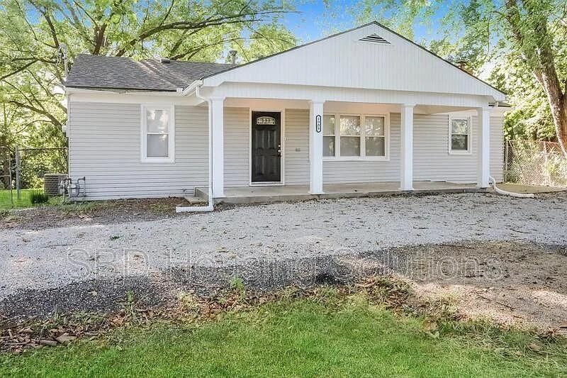 1904 N KENDALL Road, Independence, MO