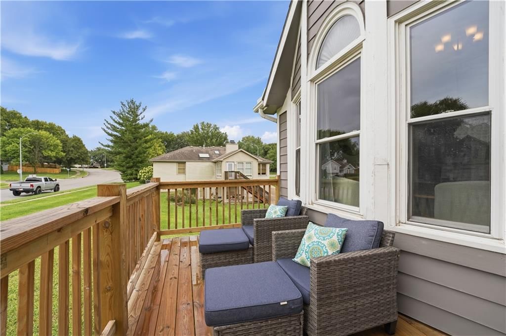 1309 NE Chowning Drive — photo 6