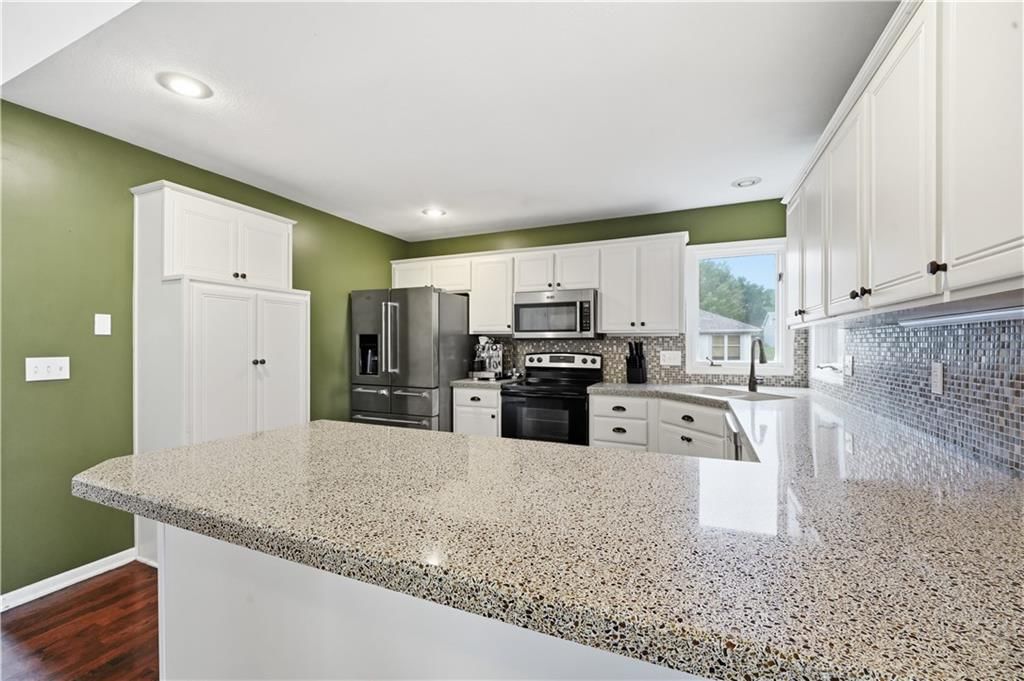 1309 NE Chowning Drive — photo 16