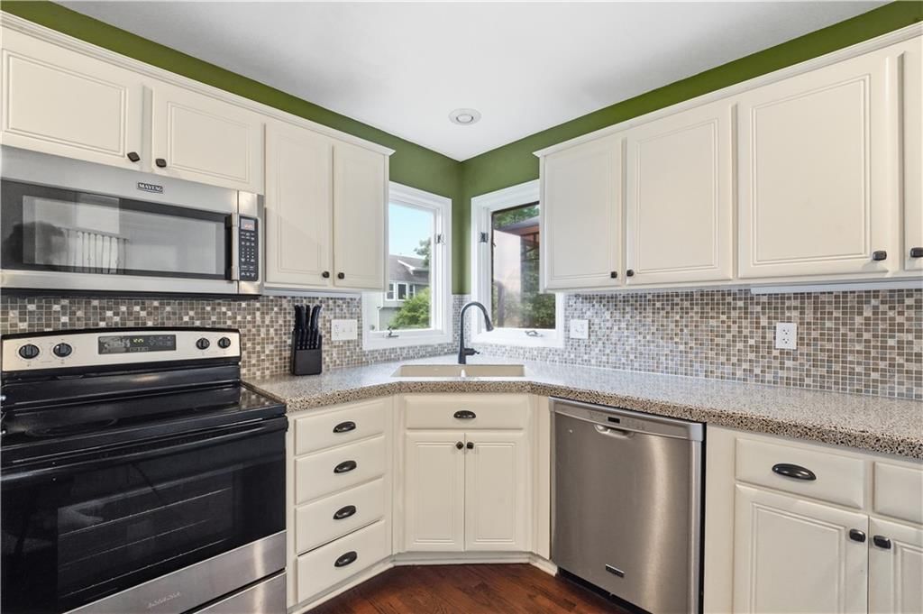 1309 NE Chowning Drive — photo 18