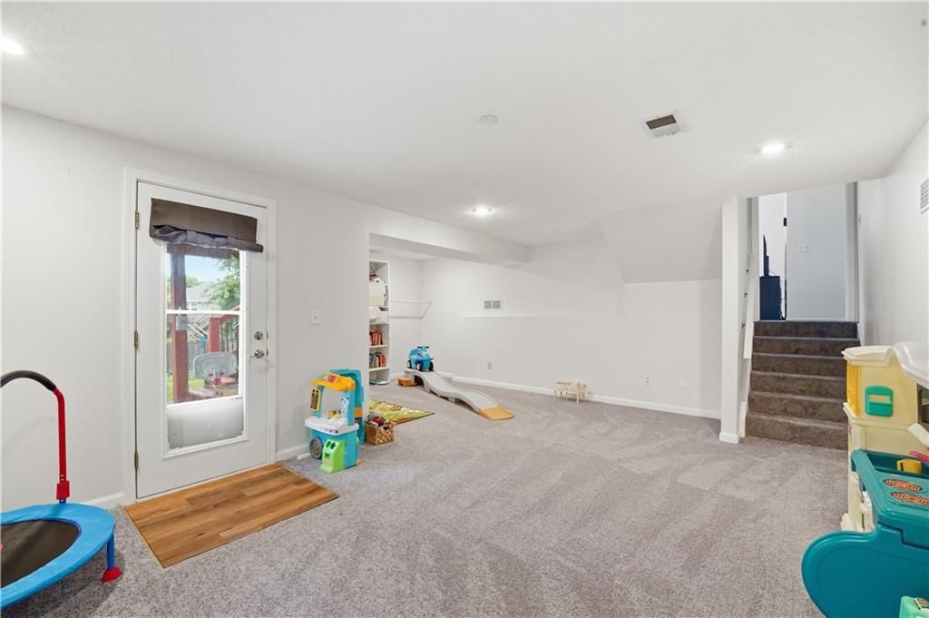 1309 NE Chowning Drive — photo 29