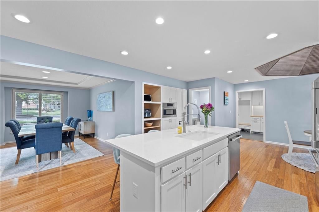 12705 EATON Circle — photo 17