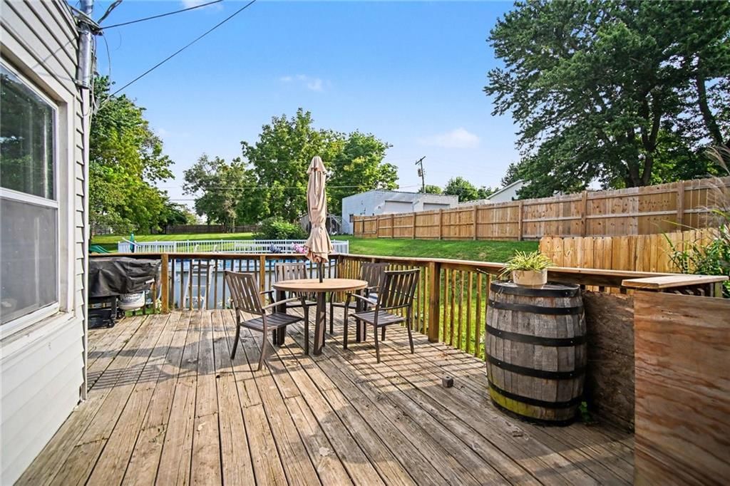 3719 Seneca Street — photo 24