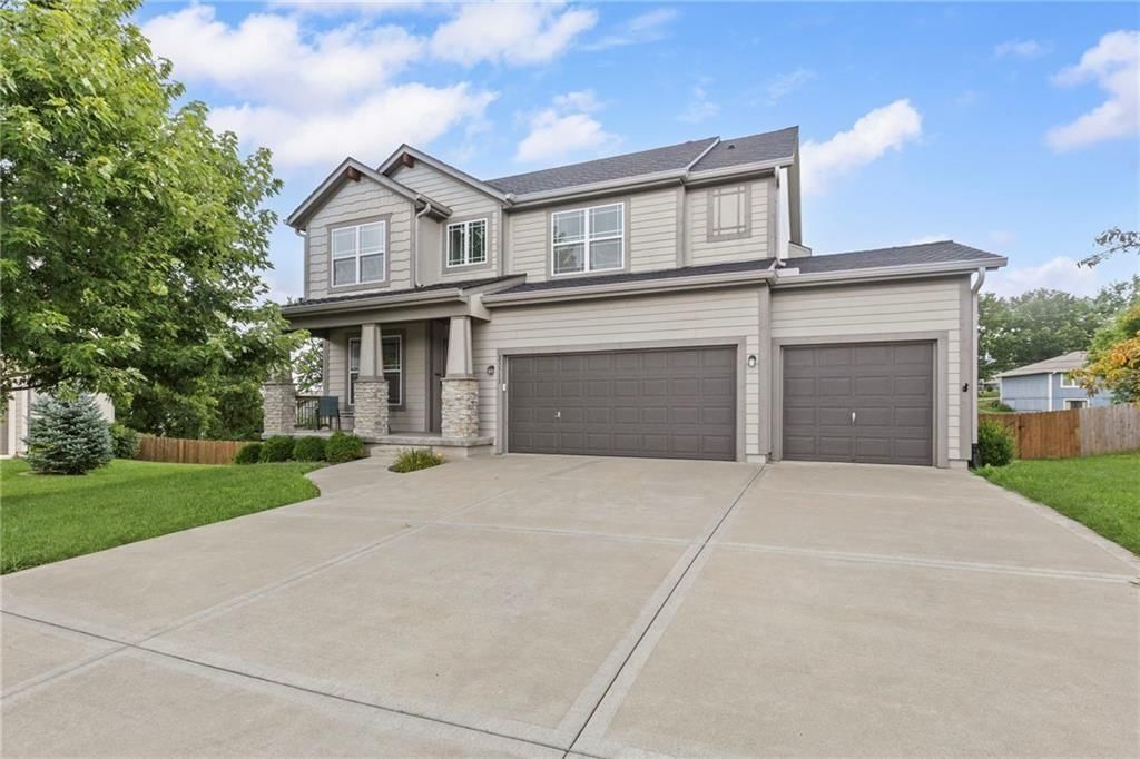 23313 W 52nd Terrace, Shawnee, KS