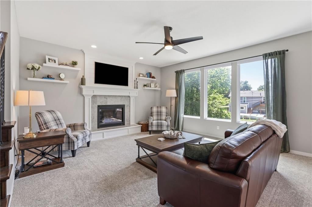 23313 W 52nd Terrace — photo 8
