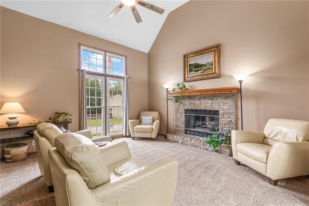 12110 S Acuff Lane — photo 3
