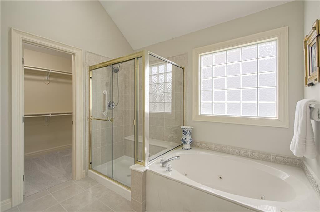 812 W 132nd Terrace — photo 21