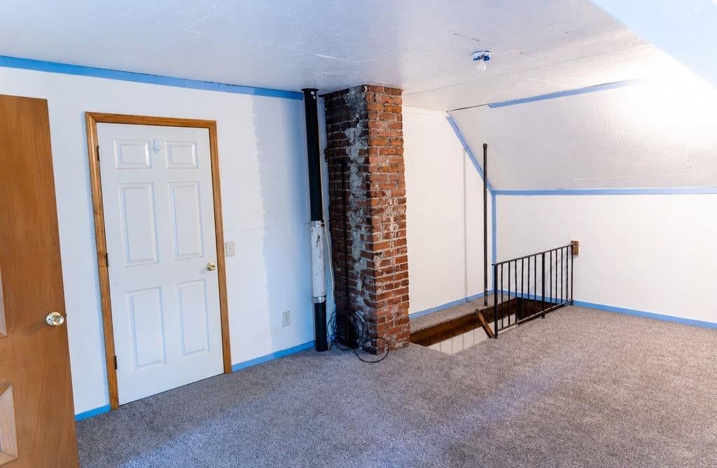 2402 Mitchell Avenue — photo 13