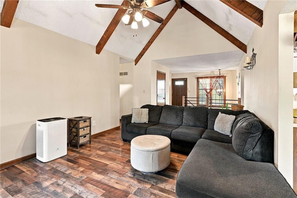 901 NW Valley Woods Drive — photo 13
