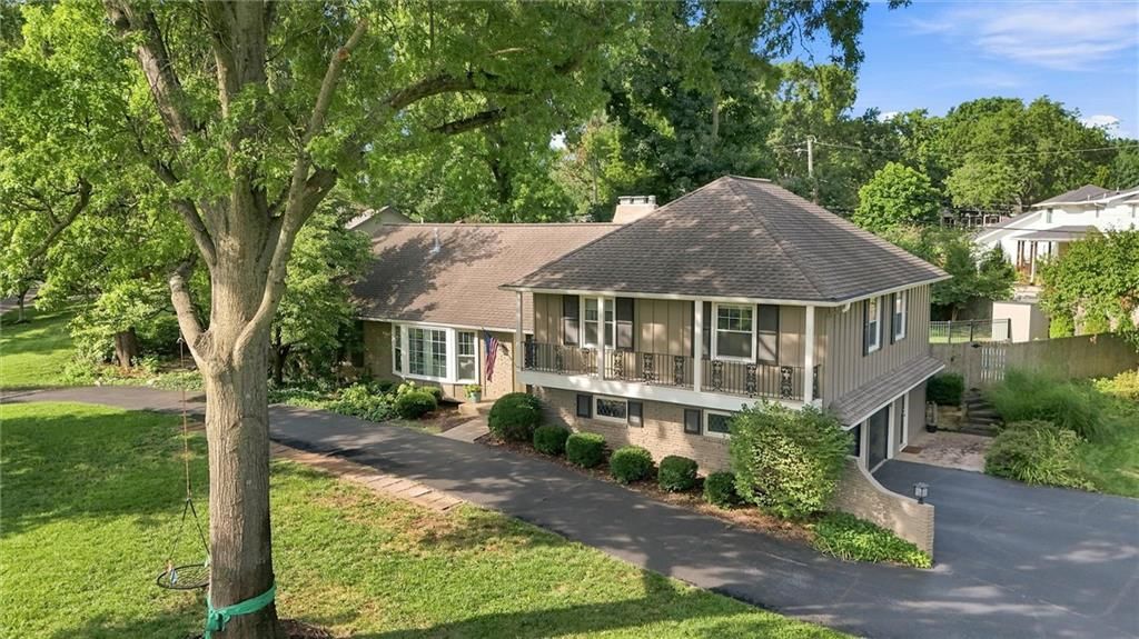 9700 Wenonga Lane — photo 29