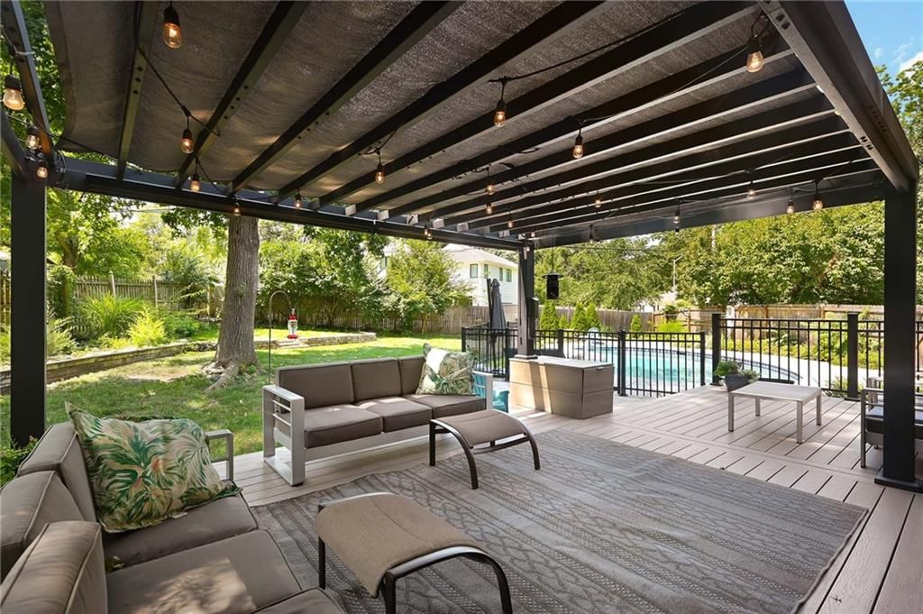 9700 Wenonga Lane — photo 30