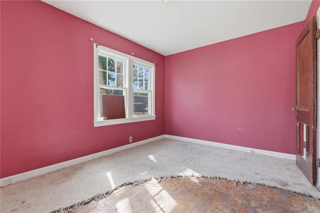 1506 S Hedges Avenue — photo 8