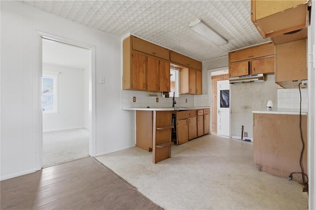 1506 S Hedges Avenue — photo 16