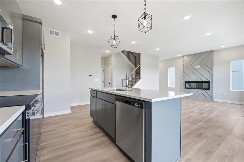 806 Glenn Circle — photo 12