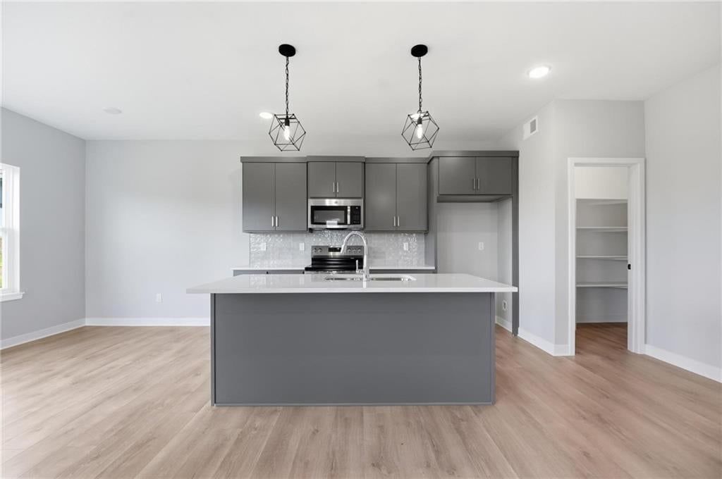 806 Glenn Circle — photo 16