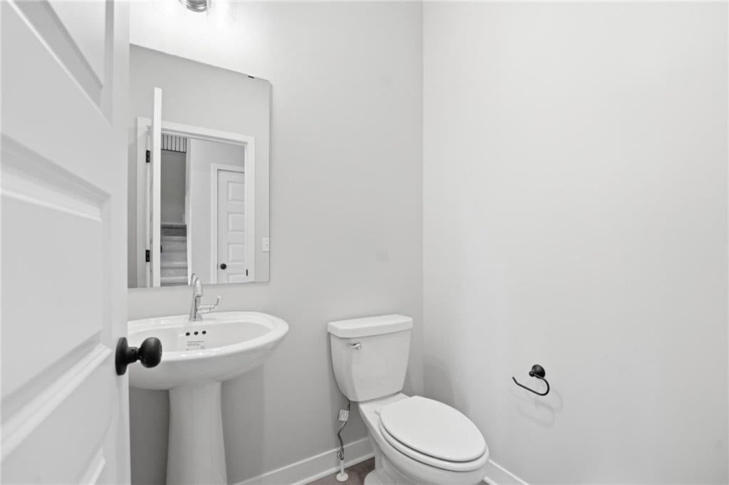 806 Glenn Circle — photo 18