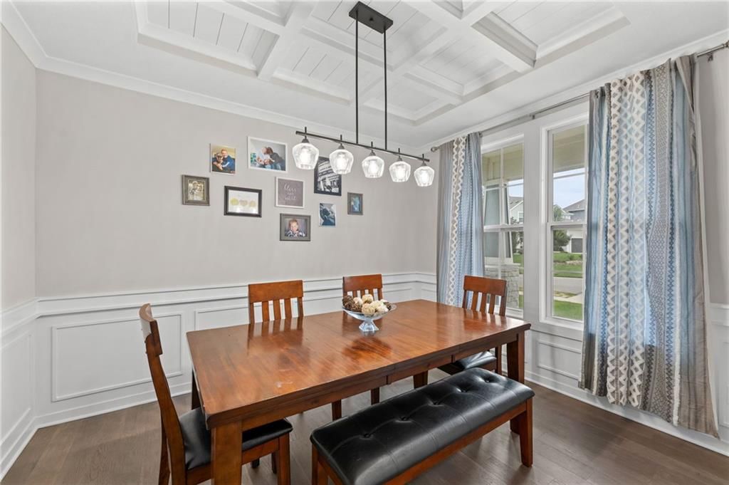5837 Belmont Drive — photo 7