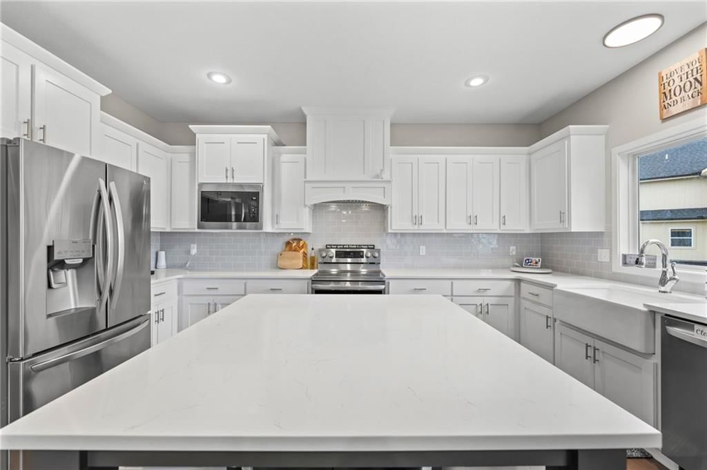 5837 Belmont Drive — photo 19