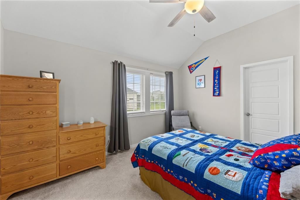 5837 Belmont Drive — photo 33