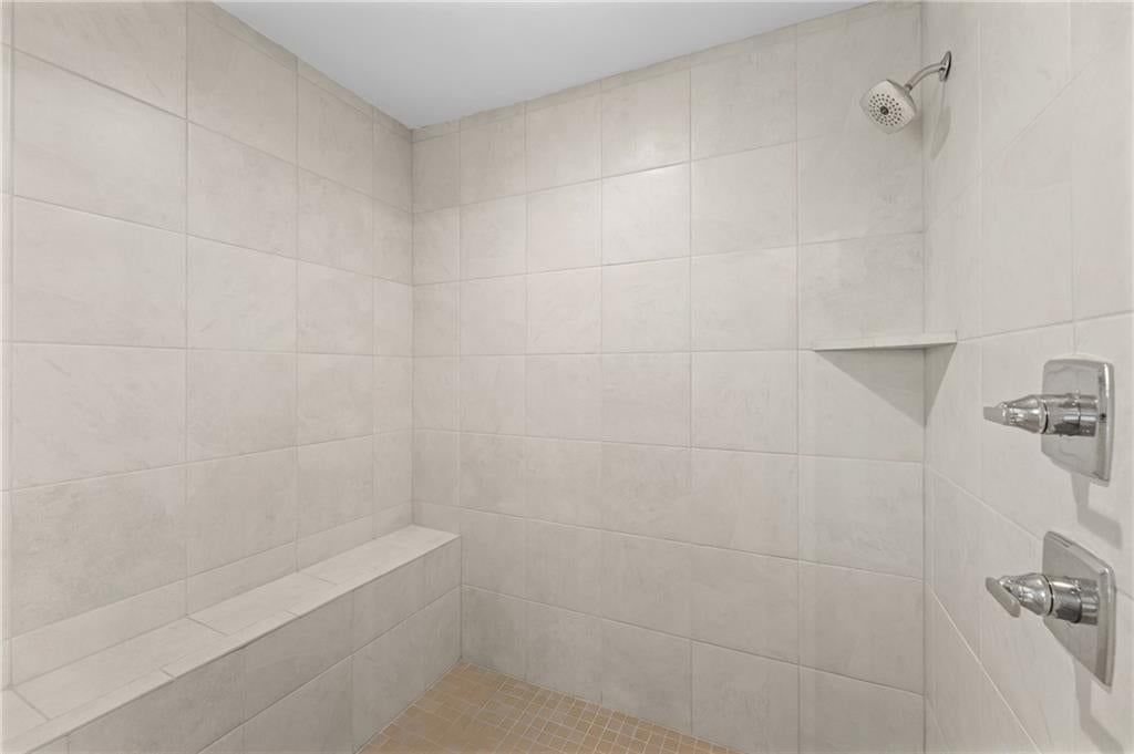 5837 Belmont Drive — photo 41