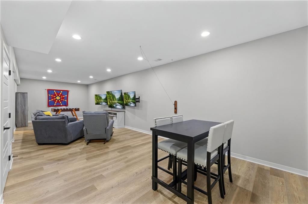 5837 Belmont Drive — photo 44