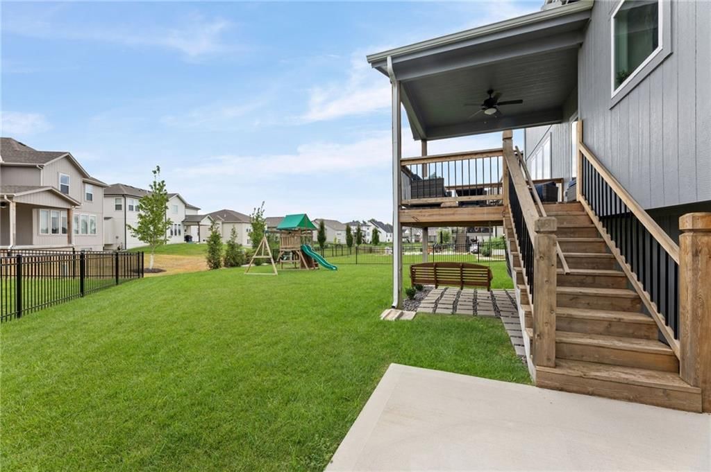 5837 Belmont Drive — photo 61