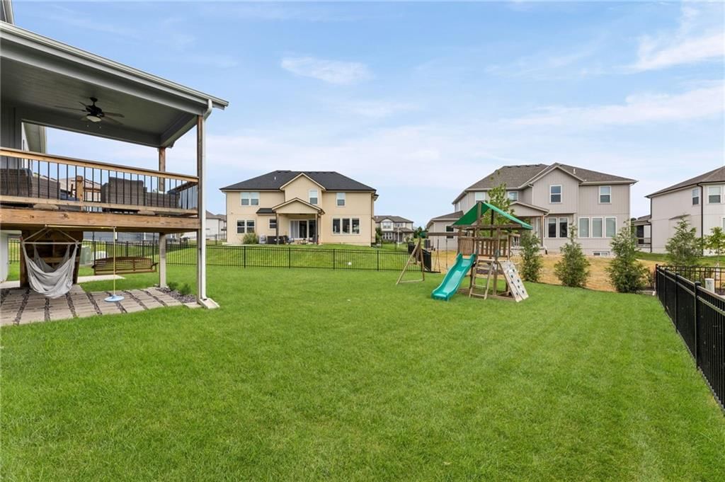 5837 Belmont Drive — photo 65