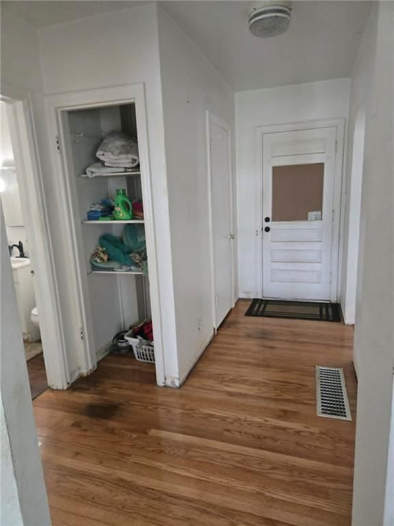 3506 S Crysler Avenue — photo 10