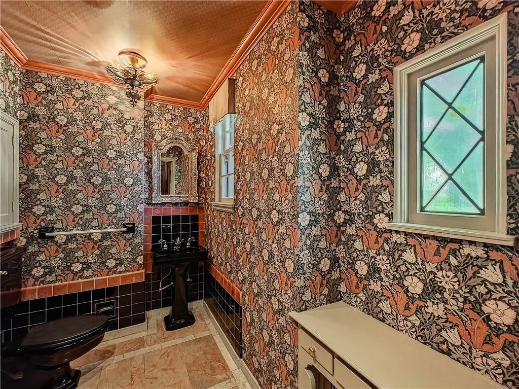 1235 W 64th Street — photo 24
