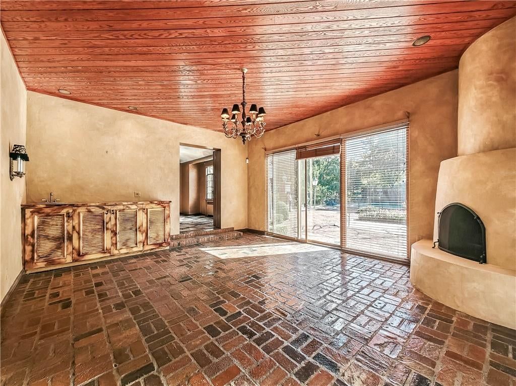 1235 W 64th Street — photo 31