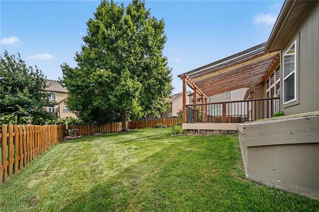 3120 NE 90th Terrace — photo 33