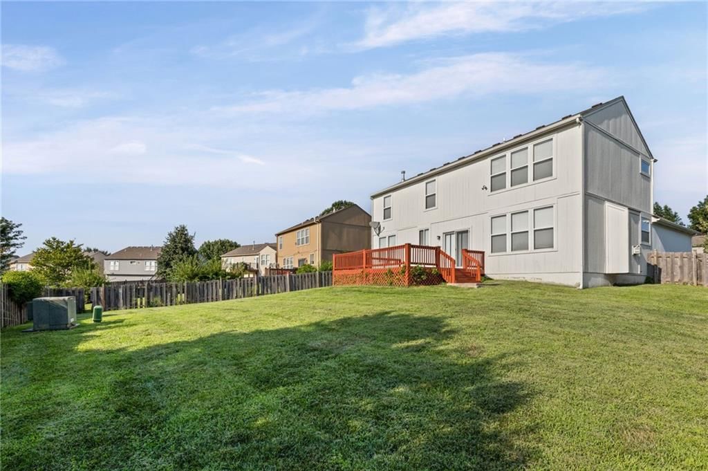 1807 W Fredrickson Drive — photo 32