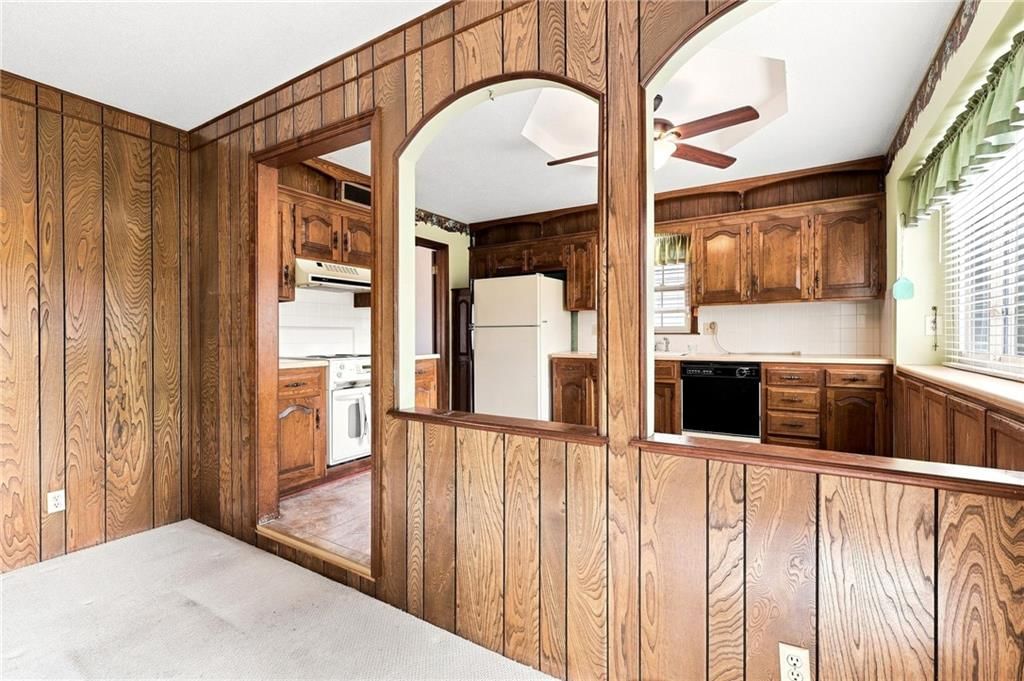 11017 Jackson Avenue — photo 16