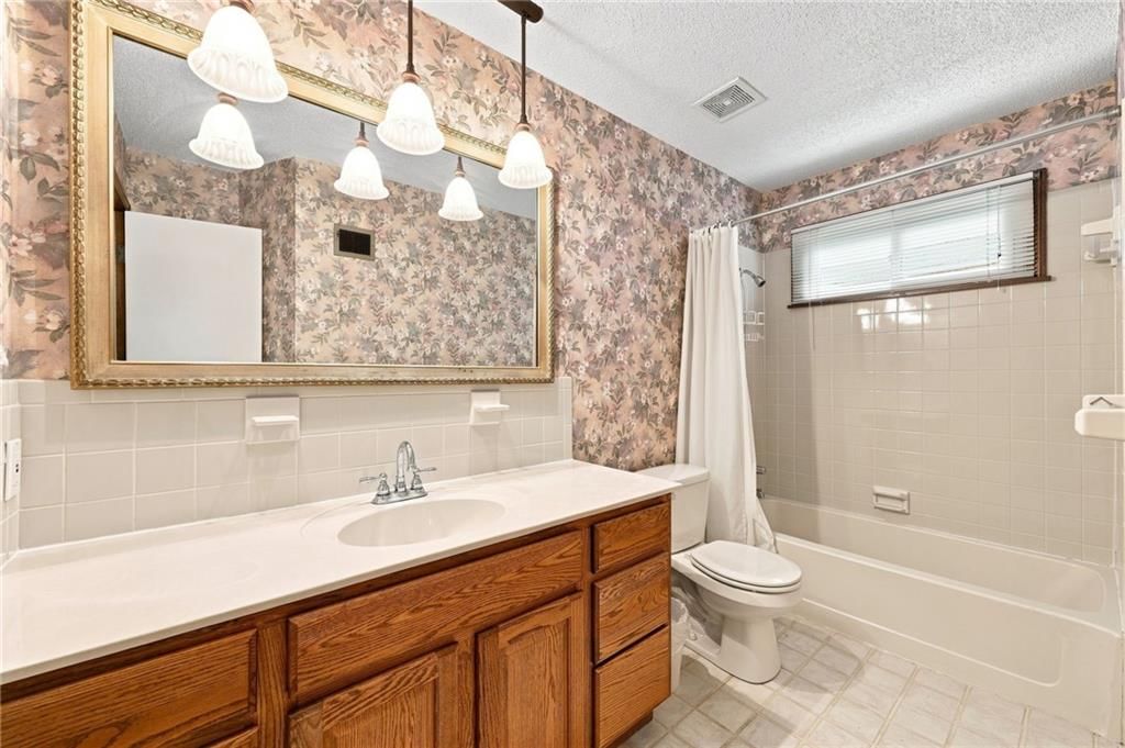 11017 Jackson Avenue — photo 32