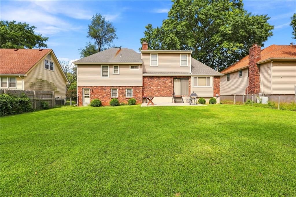 11017 Jackson Avenue — photo 46