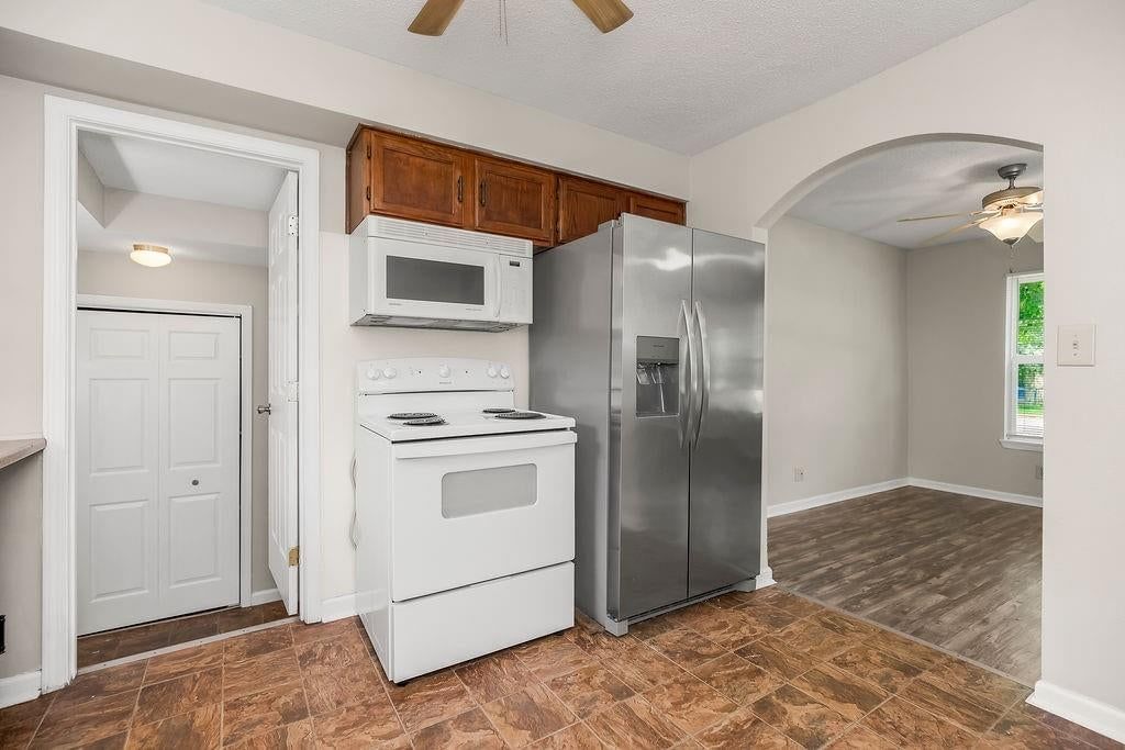 2922 S 9th Terrace — photo 7