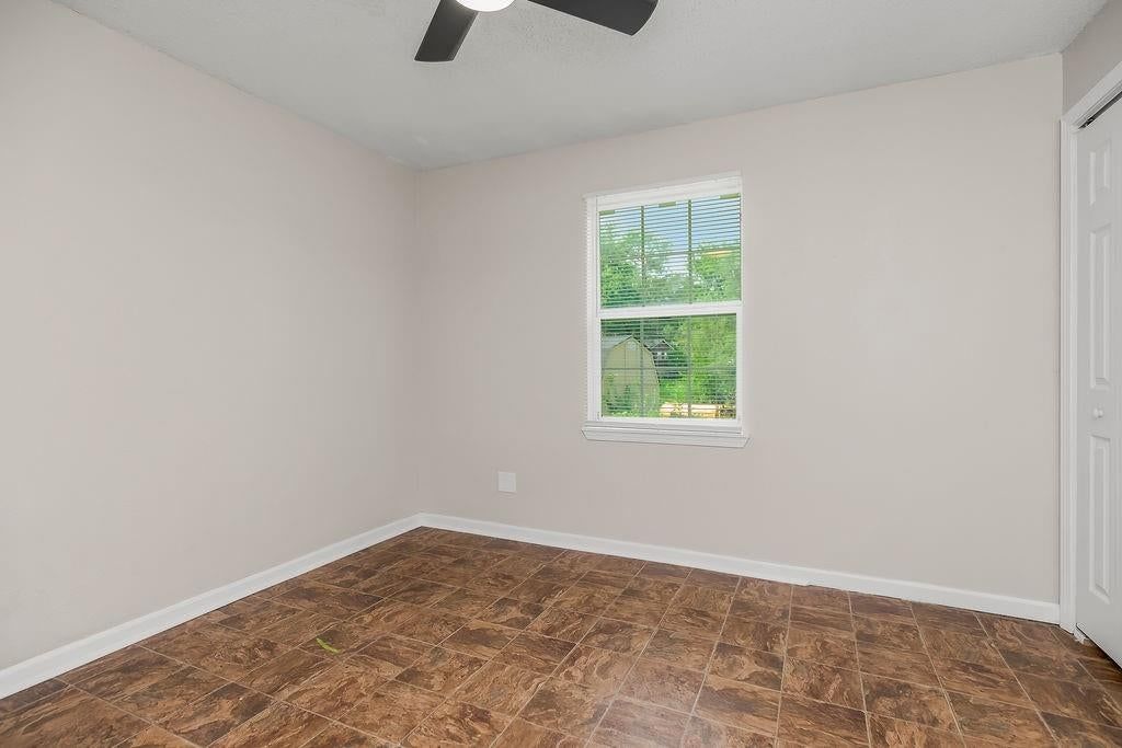 2922 S 9th Terrace — photo 13