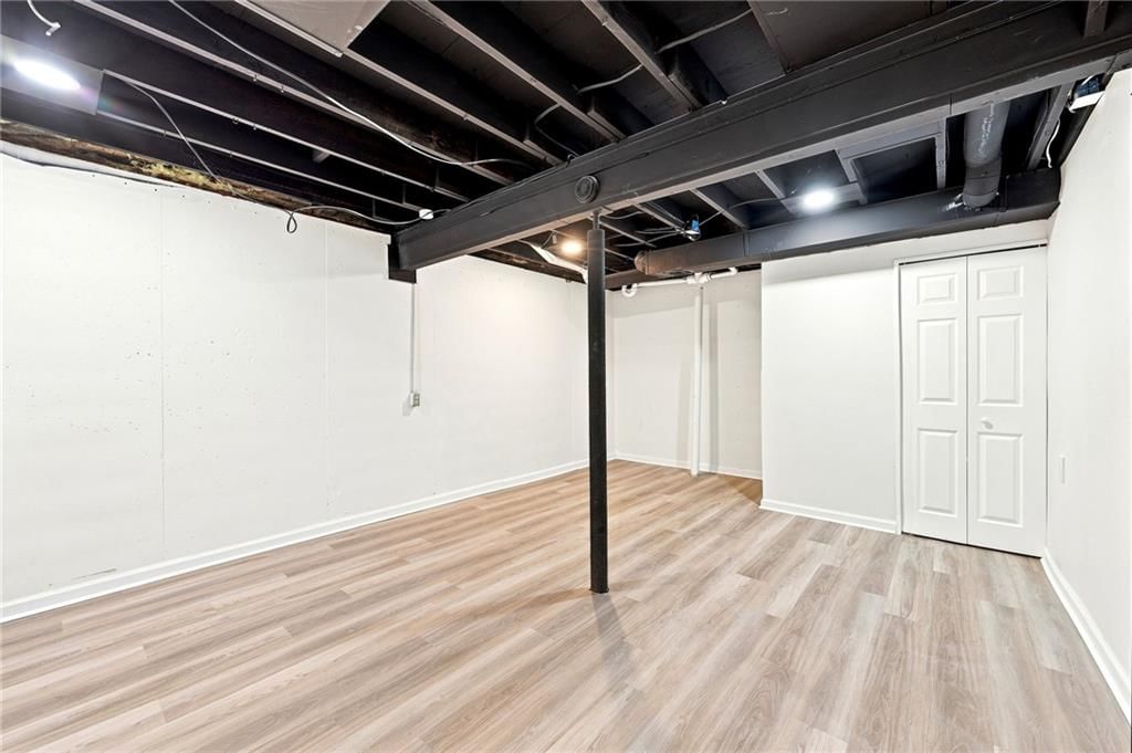 201 W 81st Terrace — photo 52