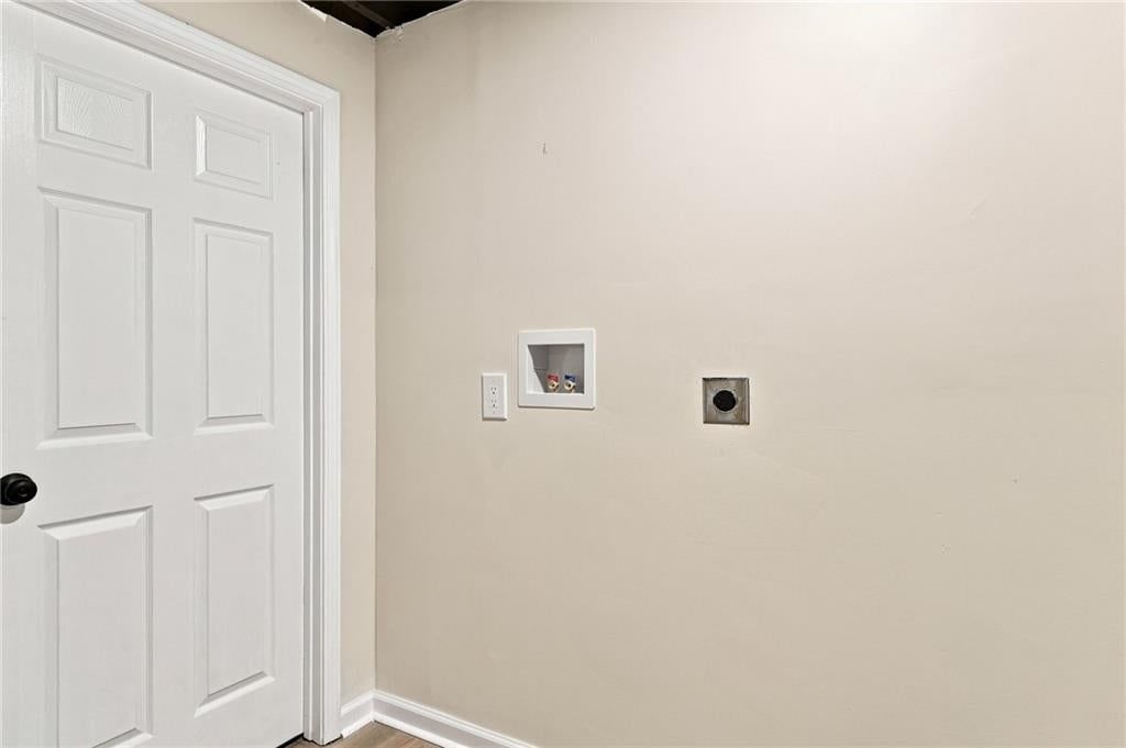 201 W 81st Terrace — photo 56