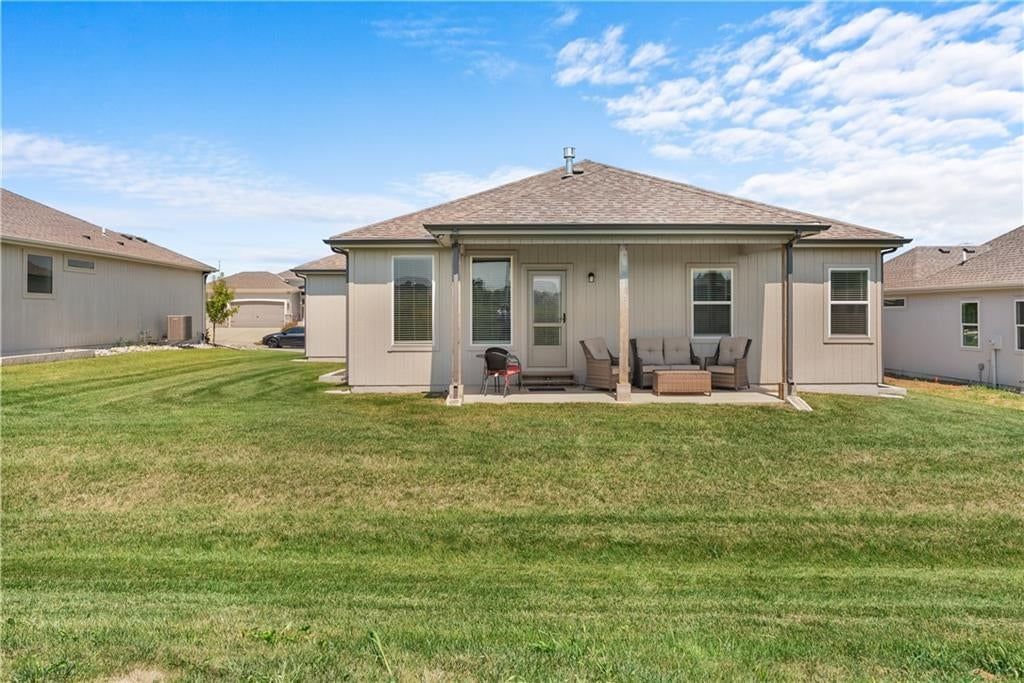 913 Zennor Lane — photo 35