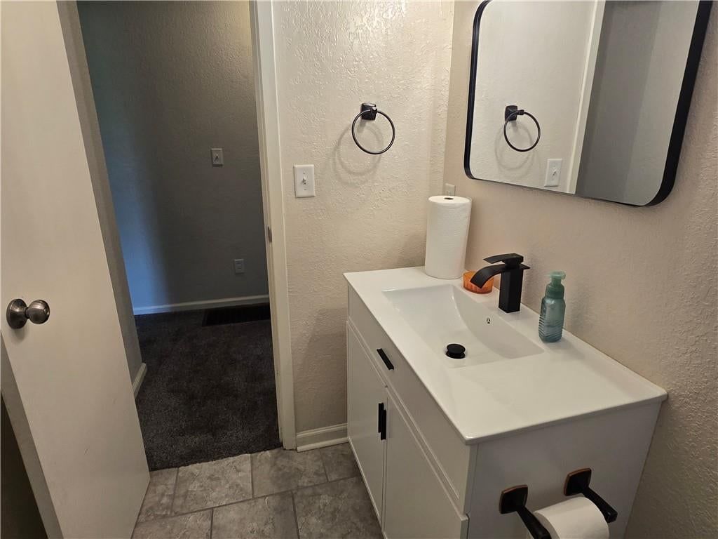 317 N Cochise Drive — photo 8