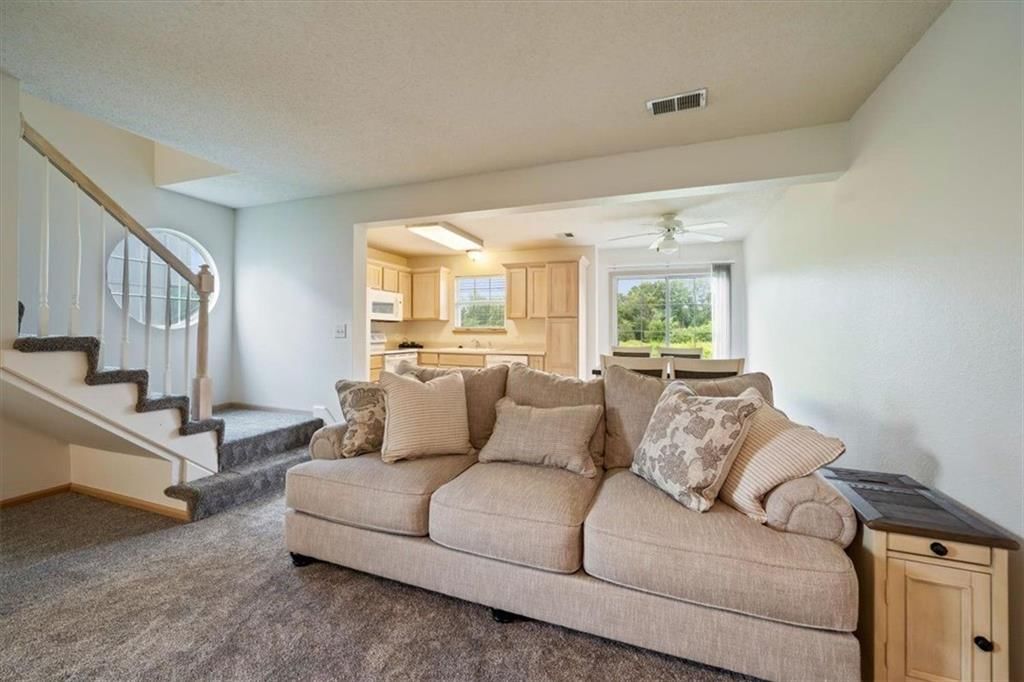 Photo 9 of 25 - 5696 NW Plantation Lane #174 A, Lee's Summit, MO 64064