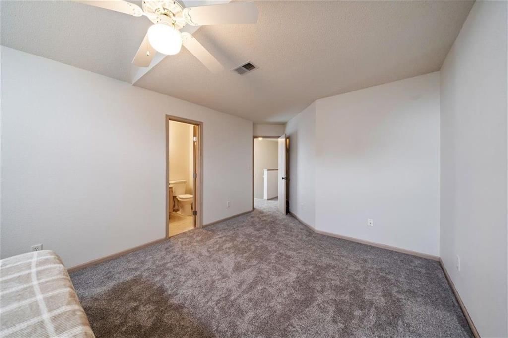 Photo 17 of 25 - 5696 NW Plantation Lane #174 A, Lee's Summit, MO 64064